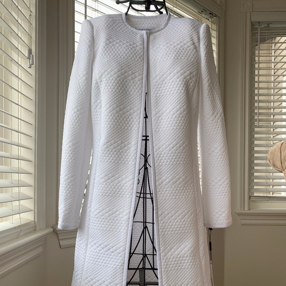 New Calvin Klein White 3/4 length Jacket-size 2